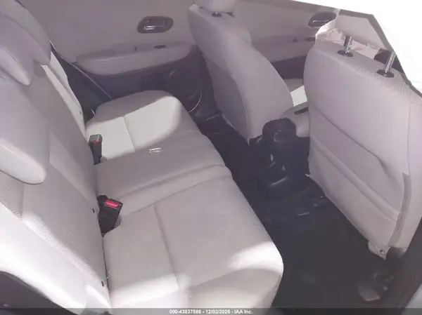 3CZRU5H39HM725378 2017 HONDA HR-V - Image 8