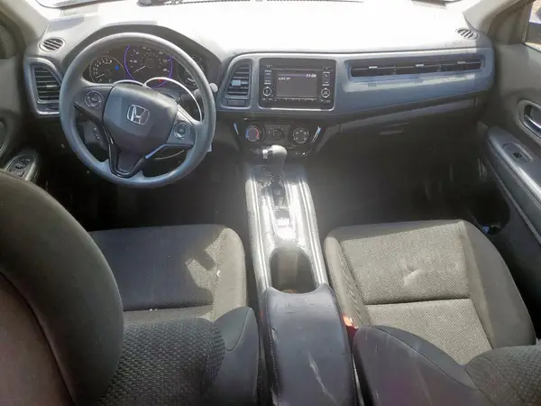 3CZRU5H39JG702073 2018 HONDA HR-V - Image 8