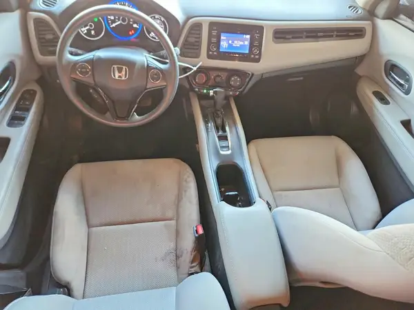 3CZRU5H39JG703174 2018 HONDA HR-V - Image 8