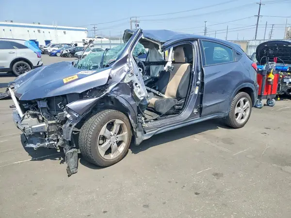 3CZRU5H39JG704695 2018 HONDA HR-V - Image 1