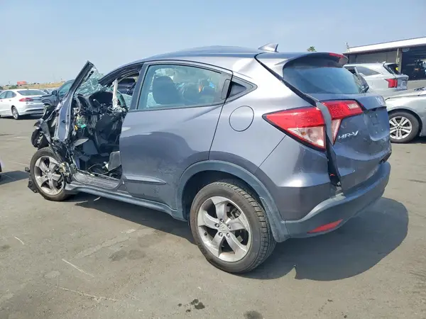 3CZRU5H39JG704695 2018 HONDA HR-V - Image 2