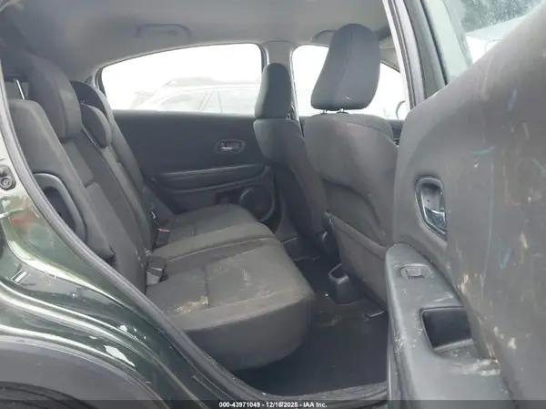 3CZRU5H39JM710322 2018 HONDA HR-V - Image 8