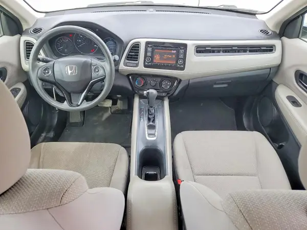 3CZRU5H39JM710840 2018 HONDA HR-V - Image 8