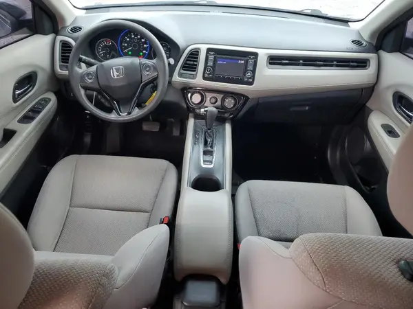 3CZRU5H39JM710854 2018 HONDA HR-V - Image 8