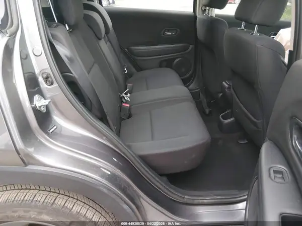 3CZRU5H39JM711390 2018 HONDA HR-V - Image 8