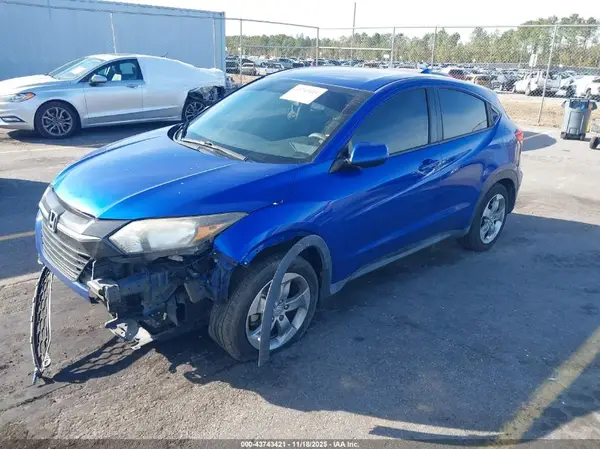 3CZRU5H39JM723331 2018 HONDA HR-V - Image 2