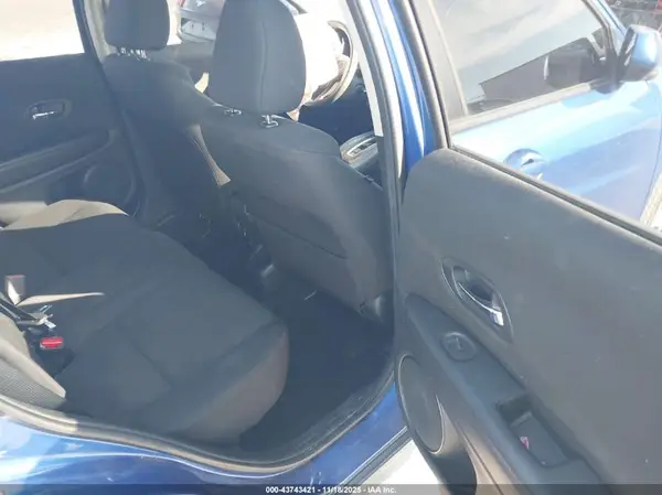 3CZRU5H39JM723331 2018 HONDA HR-V - Image 8
