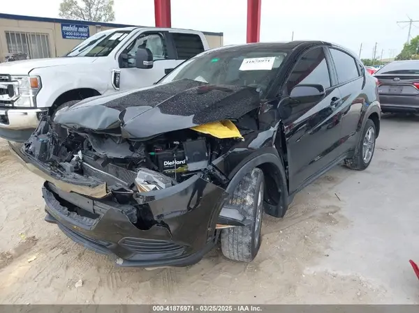 3CZRU5H39KG709073 2019 HONDA HR-V - Image 2
