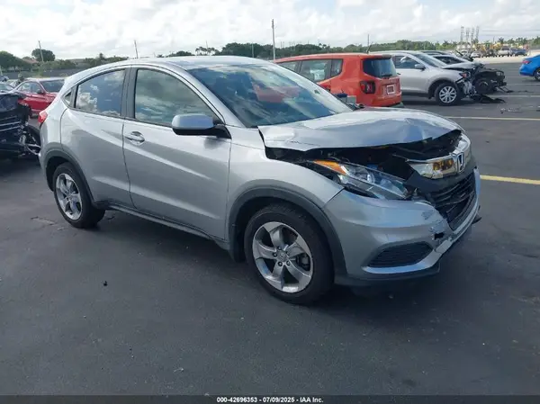 3CZRU5H39KG711406 2019 HONDA HR-V - Image 1
