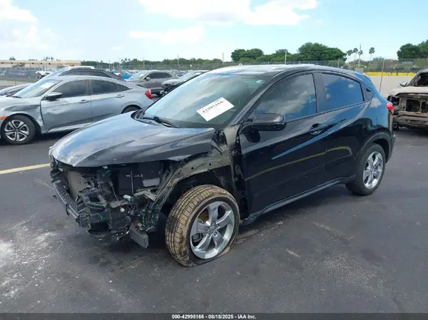 3CZRU5H39KG713916 2019 HONDA HR-V - Image 2