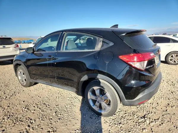 3CZRU5H39KG715584 2019 HONDA HR-V - Image 2