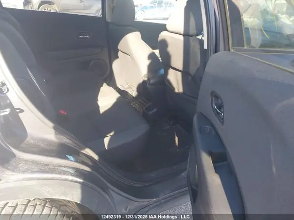 3CZRU5H39KM101541 2019 HONDA HR-V - Image 8