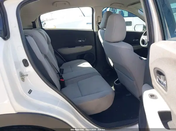 3CZRU5H39LM702935 2020 HONDA HR-V - Image 8