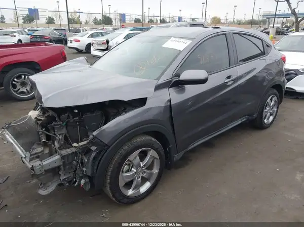 3CZRU5H39LM706144 2020 HONDA HR-V - Image 2