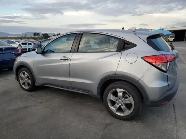 3CZRU5H39LM711019 2020 HONDA HR-V - Image 2
