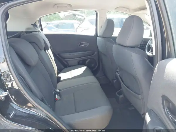 3CZRU5H39LM711067 2020 HONDA HR-V - Image 8