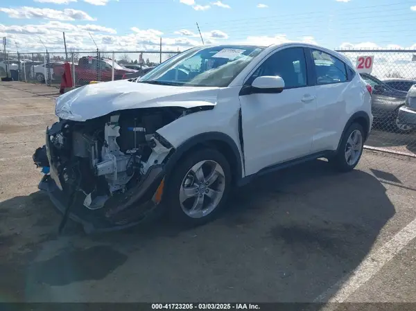3CZRU5H39MM728355 2021 HONDA HR-V - Image 2