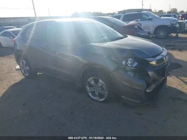 3CZRU5H39NM707054 2022 HONDA HR-V - Image 1