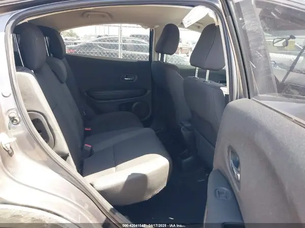 3CZRU5H39NM724775 2022 HONDA HR-V - Image 8