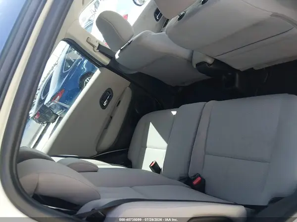3CZRU5H3XGM700682 2016 HONDA HR-V - Image 8