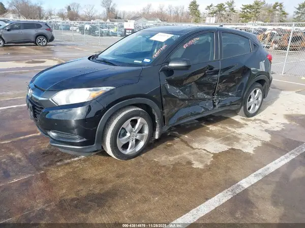 3CZRU5H3XGM726117 2016 HONDA HR-V - Image 2