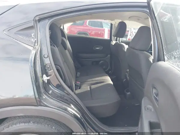 3CZRU5H3XGM726117 2016 HONDA HR-V - Image 8