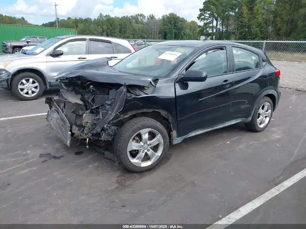 3CZRU5H3XGM735576 2016 HONDA HR-V - Image 2