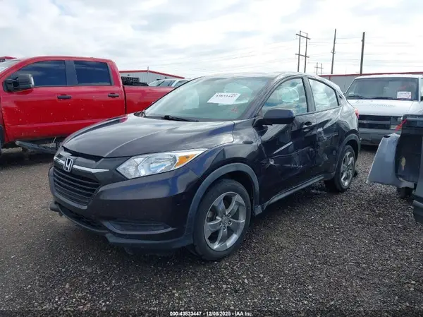 3CZRU5H3XGM751194 2016 HONDA HR-V - Image 2