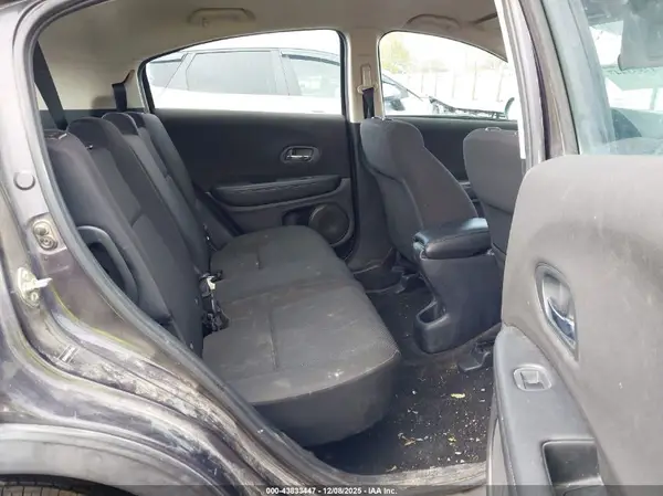 3CZRU5H3XGM751194 2016 HONDA HR-V - Image 8