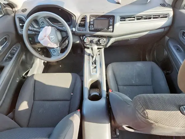 3CZRU5H3XHG700231 2017 HONDA HR-V - Image 8