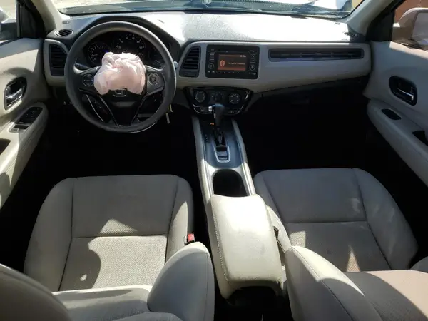 3CZRU5H3XHG702965 2017 HONDA HR-V - Image 8