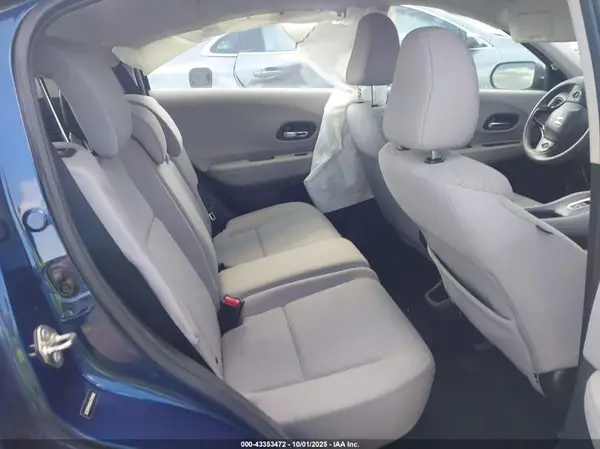 3CZRU5H3XHG704506 2017 HONDA HR-V - Image 8