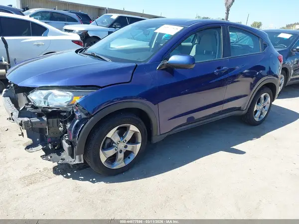 3CZRU5H3XHM700568 2017 HONDA HR-V - Image 2