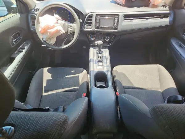 3CZRU5H3XHM704653 2017 HONDA HR-V - Image 8