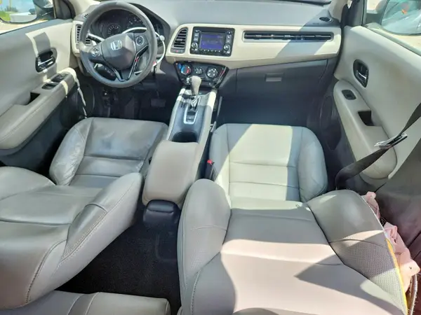 3CZRU5H3XHM708671 2017 HONDA HR-V - Image 8