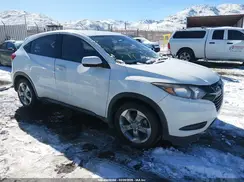 3CZRU5H3XHM713417 2017 HONDA HR-V