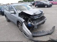 3CZRU5H3XJG705614 2018 HONDA HR-V