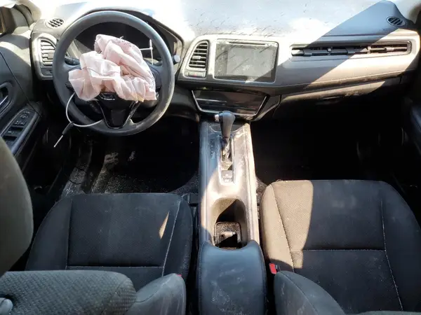 3CZRU5H3XJM100123 2018 HONDA HR-V - Image 8