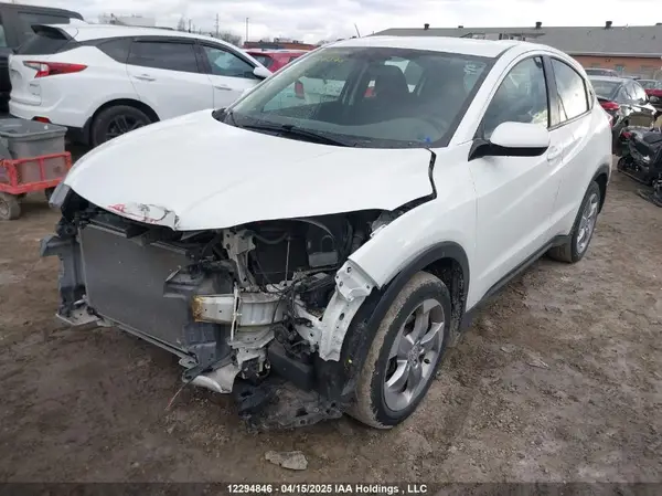 3CZRU5H3XJM100655 2018 HONDA HR-V - Image 2
