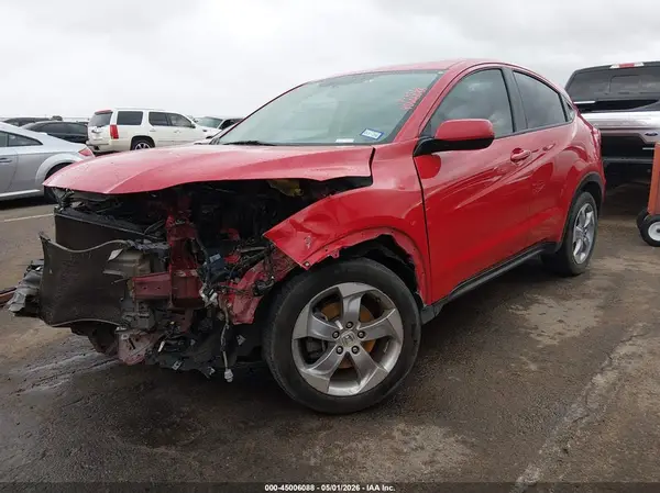 3CZRU5H3XJM702519 2018 HONDA HR-V - Image 2
