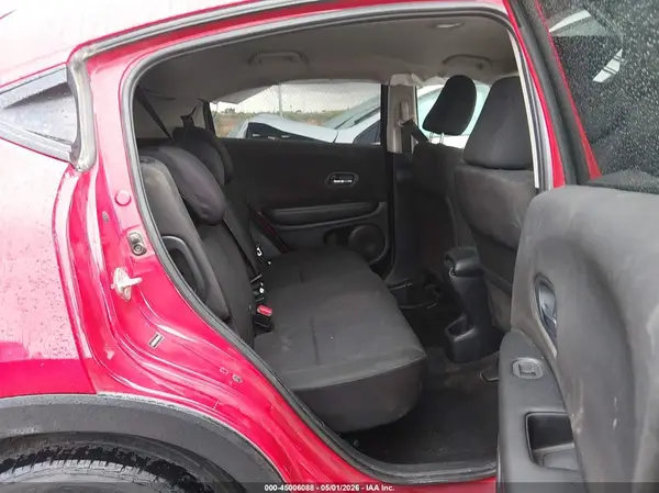 3CZRU5H3XJM702519 2018 HONDA HR-V - Image 8