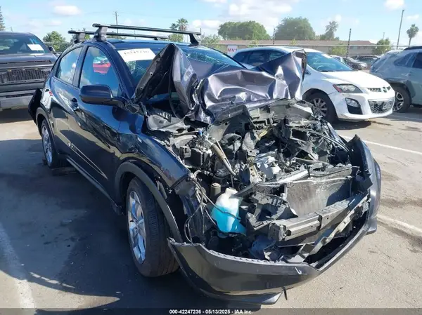 3CZRU5H3XJM709101 2018 HONDA HR-V - Image 1
