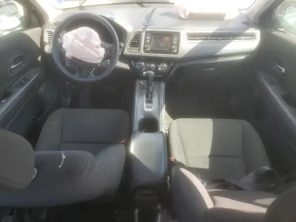 3CZRU5H3XJM710717 2018 HONDA HR-V - Image 8