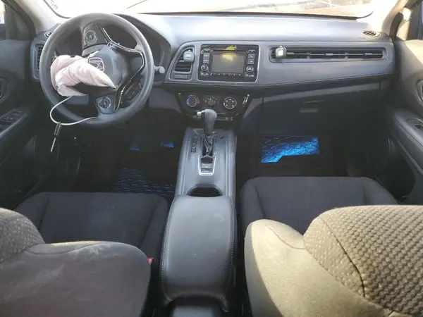3CZRU5H3XJM715562 2018 HONDA HR-V - Image 8