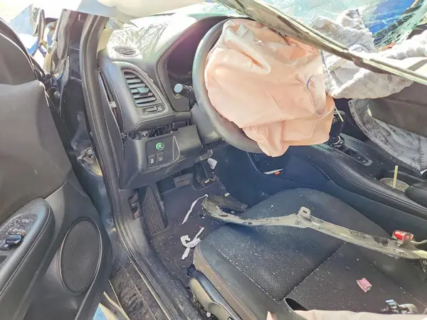 3CZRU5H3XJM717733 2018 HONDA HR-V - Image 8