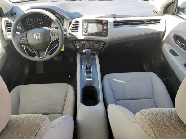 3CZRU5H3XJM720308 2018 HONDA HR-V - Image 8