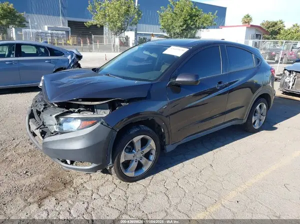 3CZRU5H3XJM720700 2018 HONDA HR-V - Image 2