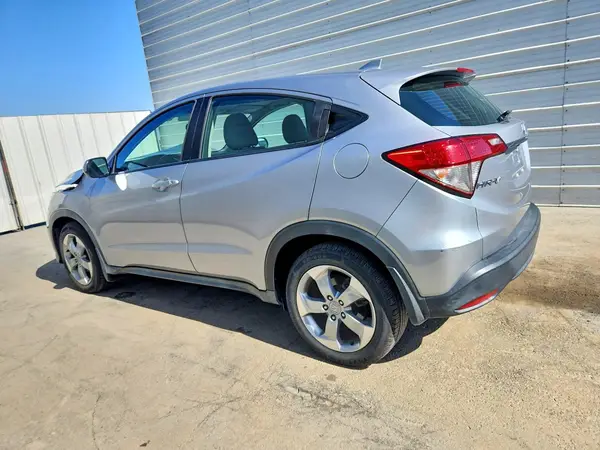 3CZRU5H3XKG707803 2019 HONDA HR-V - Image 2