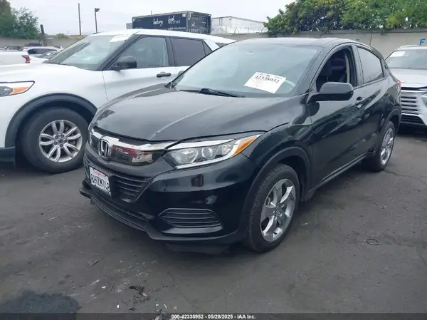 3CZRU5H3XKG708398 2019 HONDA HR-V - Image 2