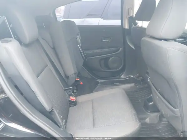 3CZRU5H3XKG708398 2019 HONDA HR-V - Image 8